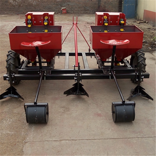 4 Rows Potato Seeder Machine with 2 Ridgers